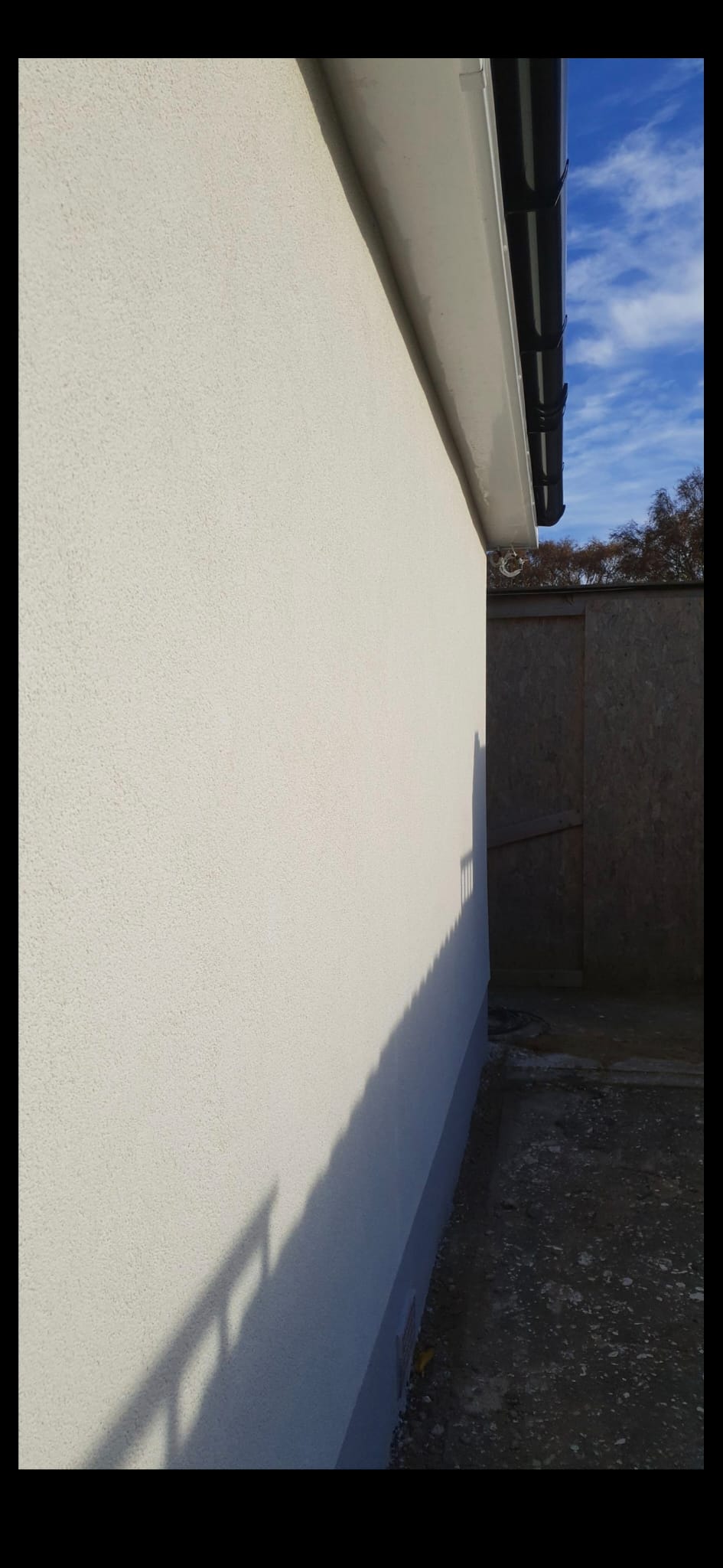 Smooth curved plasterwork